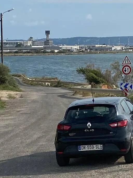 Appartement, Vue Sur L'Etang, Proche Aeroport. Vitrolles