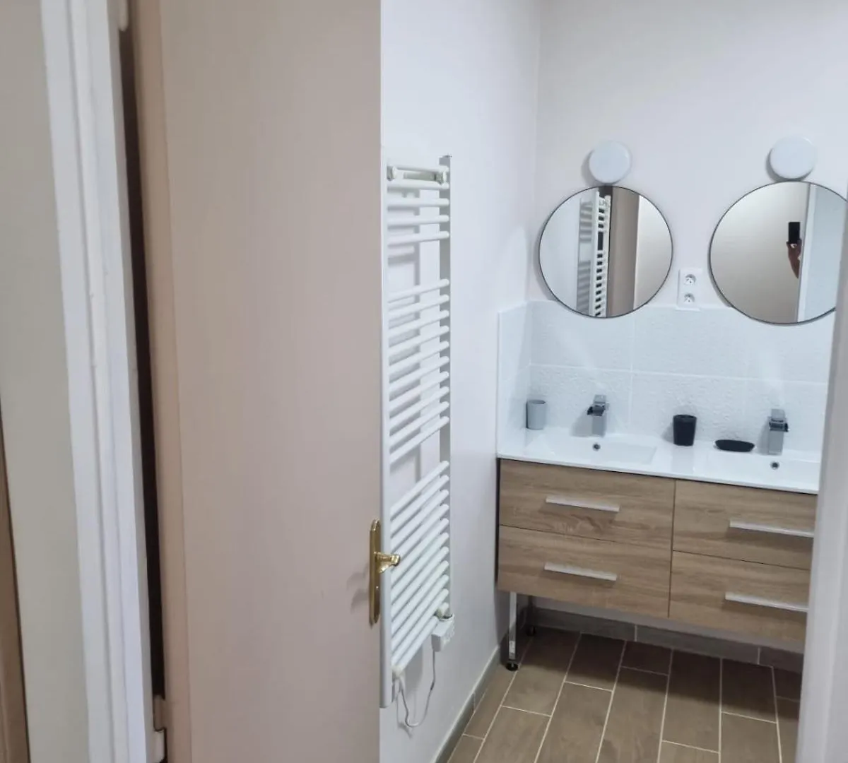 Appartement, Vue Sur L'Etang, Proche Aeroport. Vitrolles  Fransa